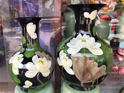 Họa tiết hoa sen trên gốm sứ Bát Tràng