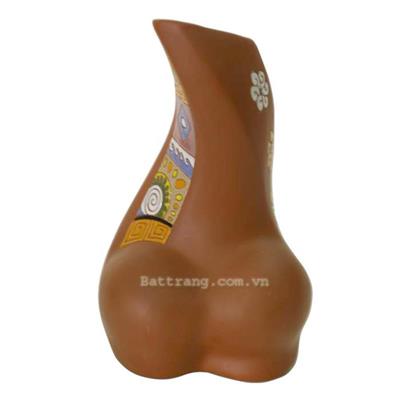 Bình gốm đỏ vũ nữ