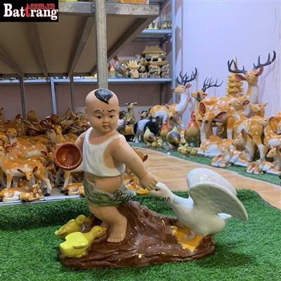 🏺 Cậu Bé Chăn Vịt – Gốm Sứ Bát Tràng Thủ Công, Vẻ Đẹp Làng Quê Mộc Mạc